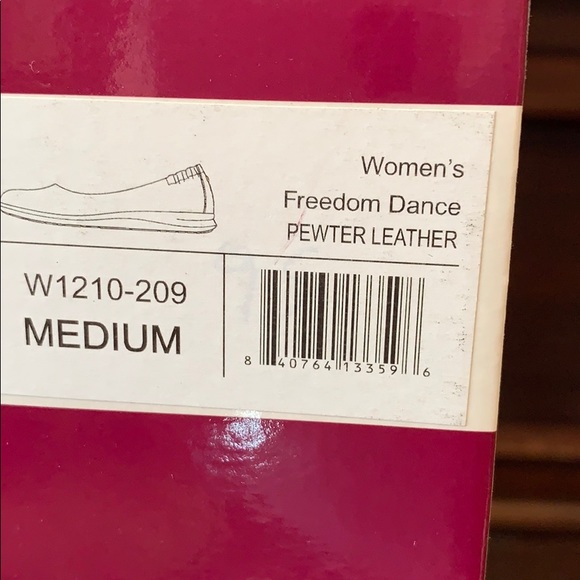 PEWTER Samuel Hubbard Freedom Dance Leather Flats - Picture 8 of 9